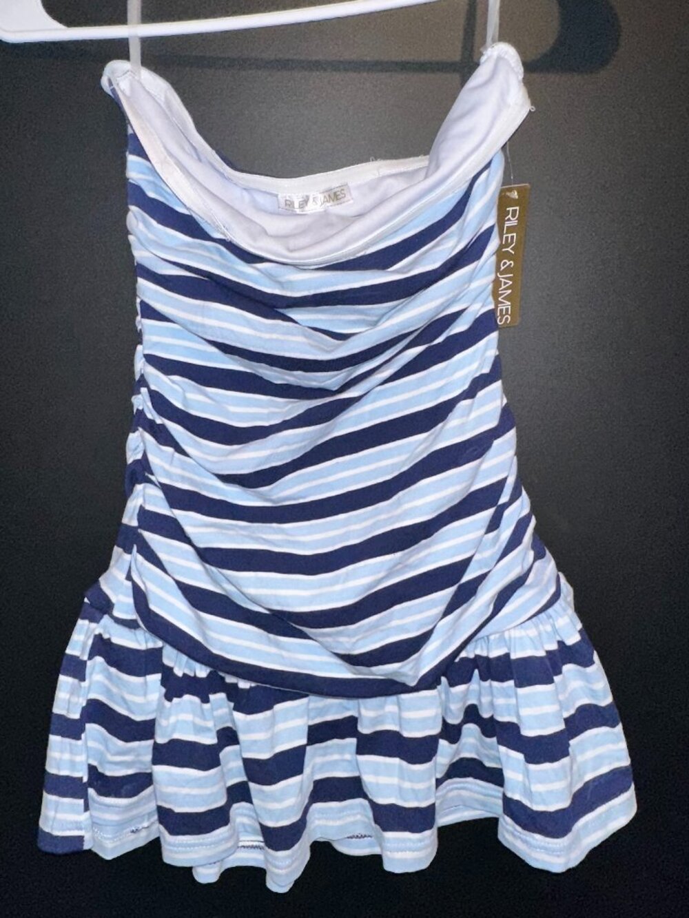 Brand New Size Small Y2K sleveless Top